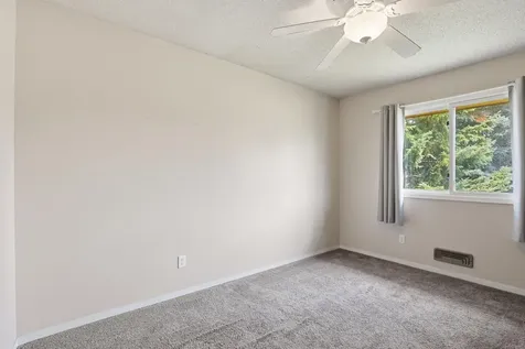 9440 Park Avenue S Bloomington MN 55420