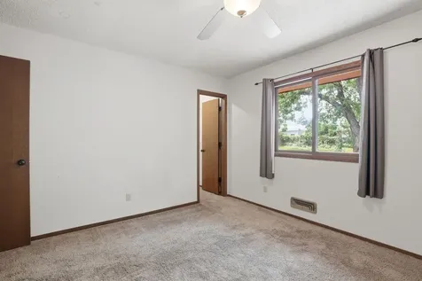 9440 Park Avenue S Bloomington MN 55420