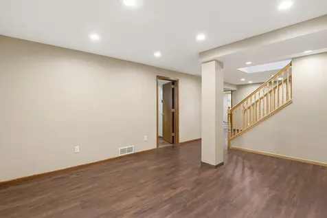 9440 Park Avenue S Bloomington MN 55420