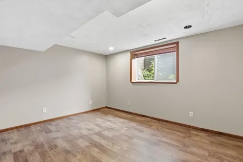 9440 Park Avenue S Bloomington MN 55420