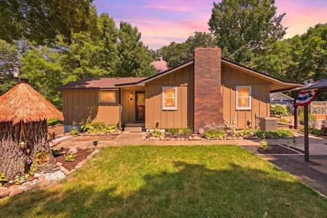 175 Tonka Bay Road Excelsior MN 55331