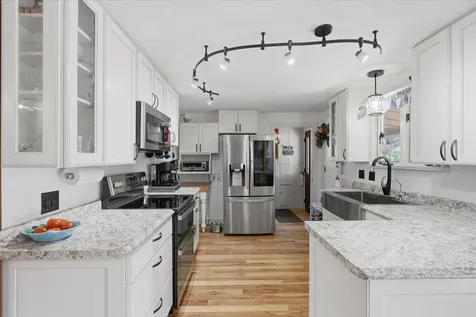 175 Tonka Bay Road Excelsior MN 55331