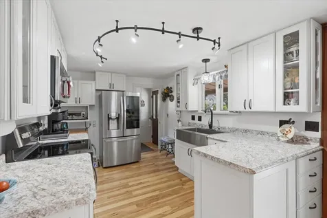175 Tonka Bay Road Excelsior MN 55331