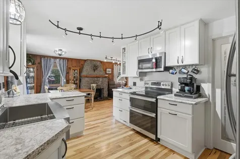 175 Tonka Bay Road Excelsior MN 55331