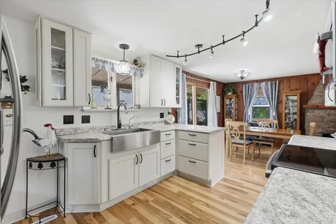 175 Tonka Bay Road Excelsior MN 55331