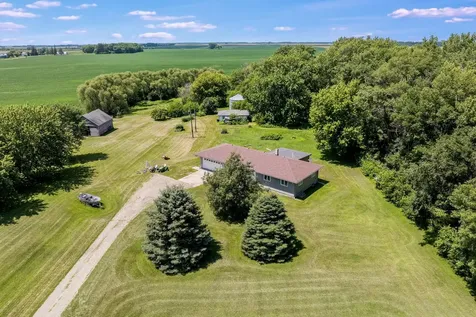 23265 445th Avenue Delavan MN 56023