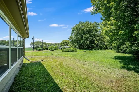 23265 445th Avenue Delavan MN 56023