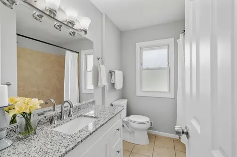 5132 Vincent Avenue N Minneapolis MN 55430