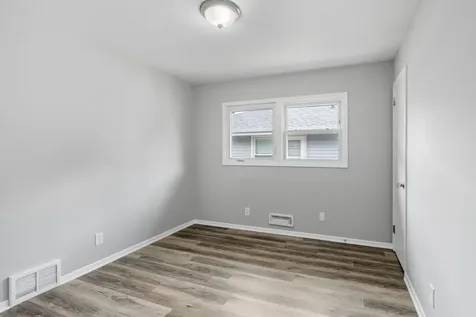 5132 Vincent Avenue N Minneapolis MN 55430