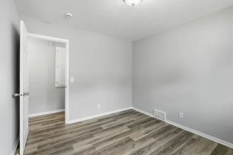 5132 Vincent Avenue N Minneapolis MN 55430