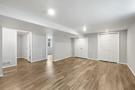 5132 Vincent Avenue N Minneapolis MN 55430