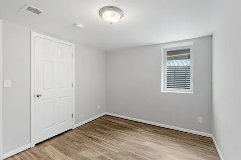 5132 Vincent Avenue N Minneapolis MN 55430