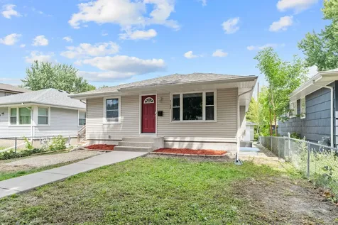 5132 Vincent Avenue N Minneapolis MN 55430