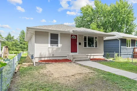 5132 Vincent Avenue N Minneapolis MN 55430