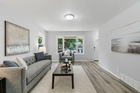 5132 Vincent Avenue N Minneapolis MN 55430