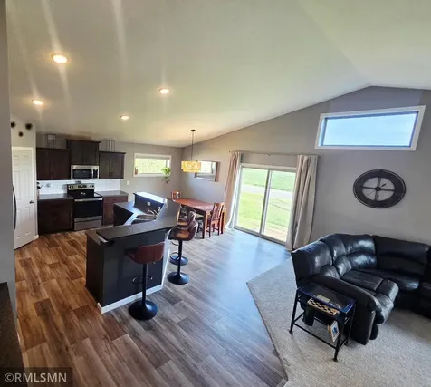 1667 Hidden Trail Mayer MN 55360