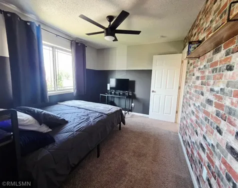 1667 Hidden Trail Mayer MN 55360