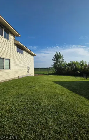 1667 Hidden Trail Mayer MN 55360