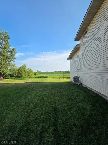 1667 Hidden Trail Mayer MN 55360