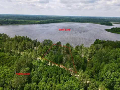 18848 Wolf Lake Trail Nashwauk MN 55769
