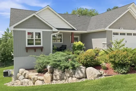 590 Northern Lights Drive Prescott WI 54021