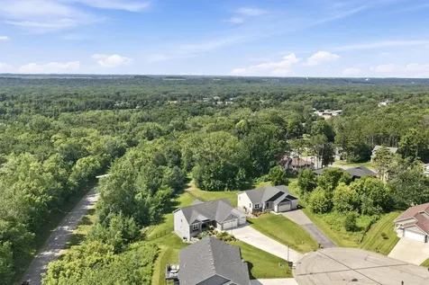 590 Northern Lights Drive Prescott WI 54021