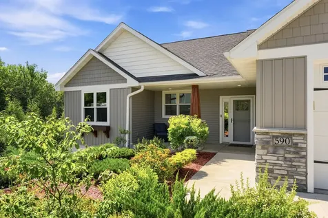 590 Northern Lights Drive Prescott WI 54021