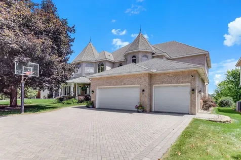 8148 Ithaca Lane N Maple Grove MN 55311