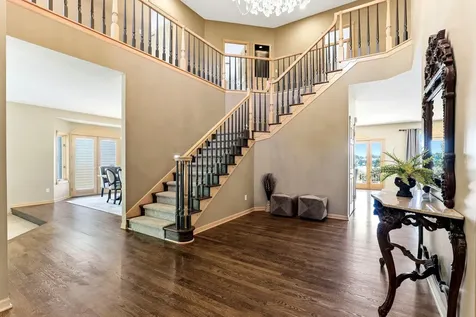 8148 Ithaca Lane N Maple Grove MN 55311