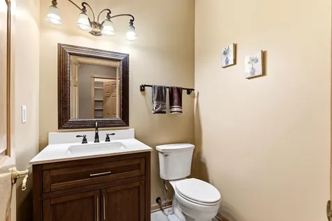 8148 Ithaca Lane N Maple Grove MN 55311