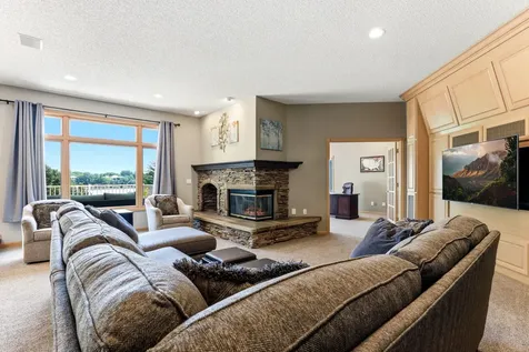 8148 Ithaca Lane N Maple Grove MN 55311