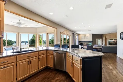 8148 Ithaca Lane N Maple Grove MN 55311