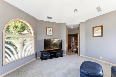 8148 Ithaca Lane N Maple Grove MN 55311