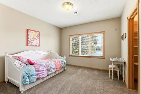 8148 Ithaca Lane N Maple Grove MN 55311