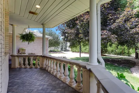 8148 Ithaca Lane N Maple Grove MN 55311