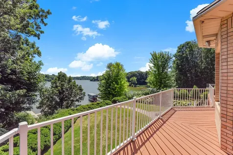8148 Ithaca Lane N Maple Grove MN 55311