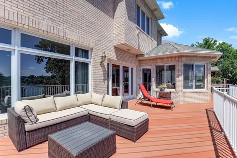 8148 Ithaca Lane N Maple Grove MN 55311