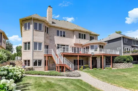 8148 Ithaca Lane N Maple Grove MN 55311