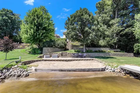 8148 Ithaca Lane N Maple Grove MN 55311