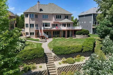 8148 Ithaca Lane N Maple Grove MN 55311