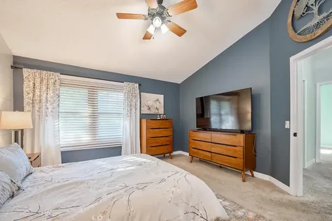 2327 Grange Avenue N Oakdale MN 55128