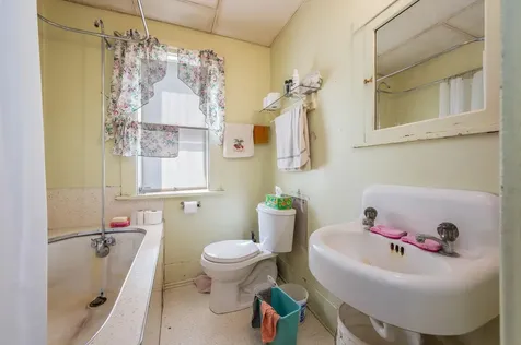 1404 N 5th Street Mankato MN 56001