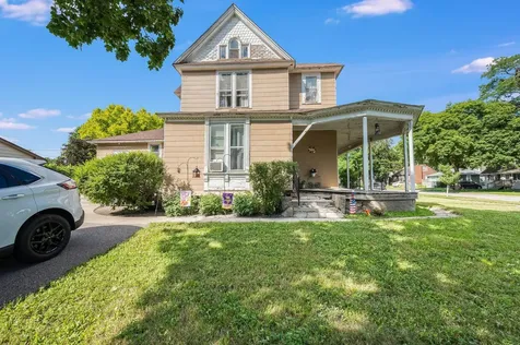 1404 N 5th Street Mankato MN 56001