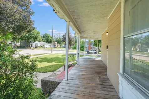 1404 N 5th Street Mankato MN 56001