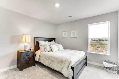 937 Stone Creek Drive Jordan MN 55352