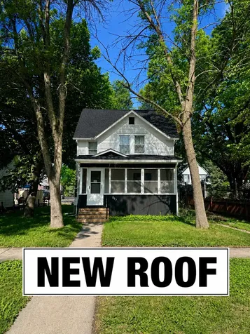 807 5th Street S Moorhead MN 56560
