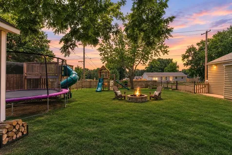 949 7th Avenue SW Faribault MN 55021