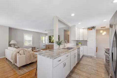 949 7th Avenue SW Faribault MN 55021