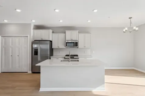 10360 Birchwood Circle Victoria MN 55318