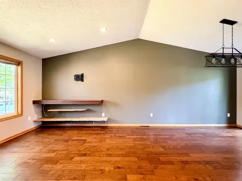 2110 Darling Avenue E Alexandria MN 56308